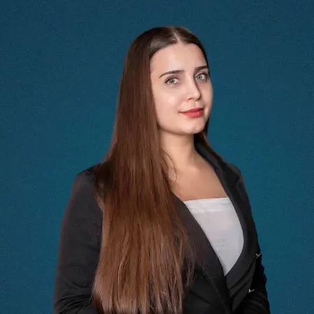 Dubai Based Most leading and trustable property Buying and selling agent Farah Mortada Worked in Firstpoint Real Estate 